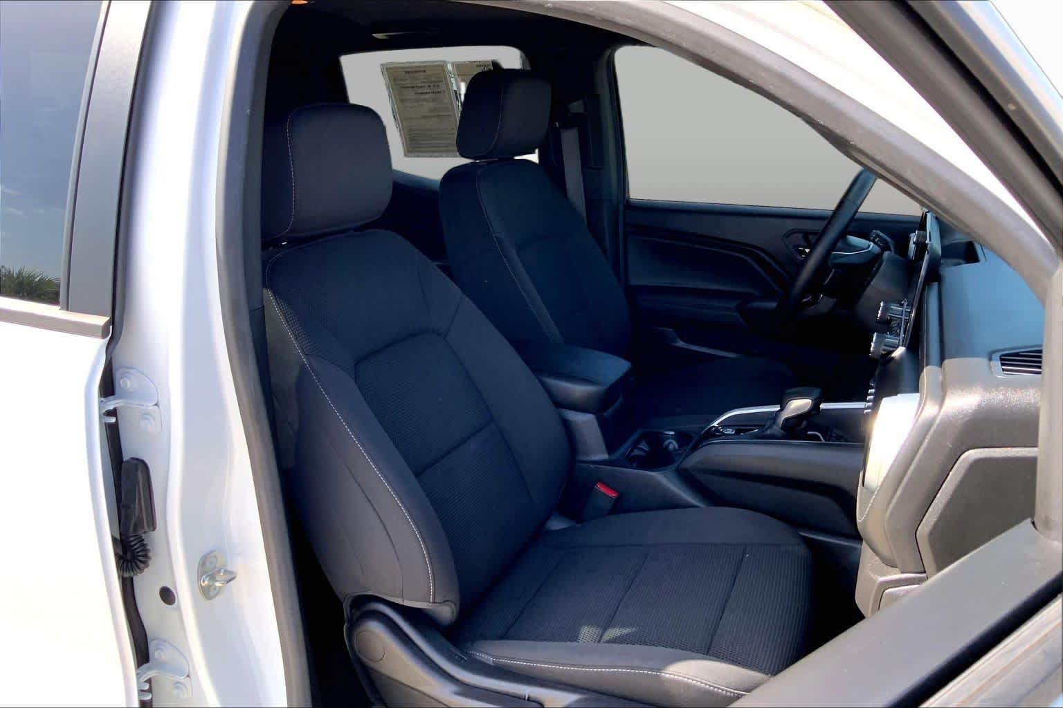 Used 2023 Summit White Chevrolet LT image 9