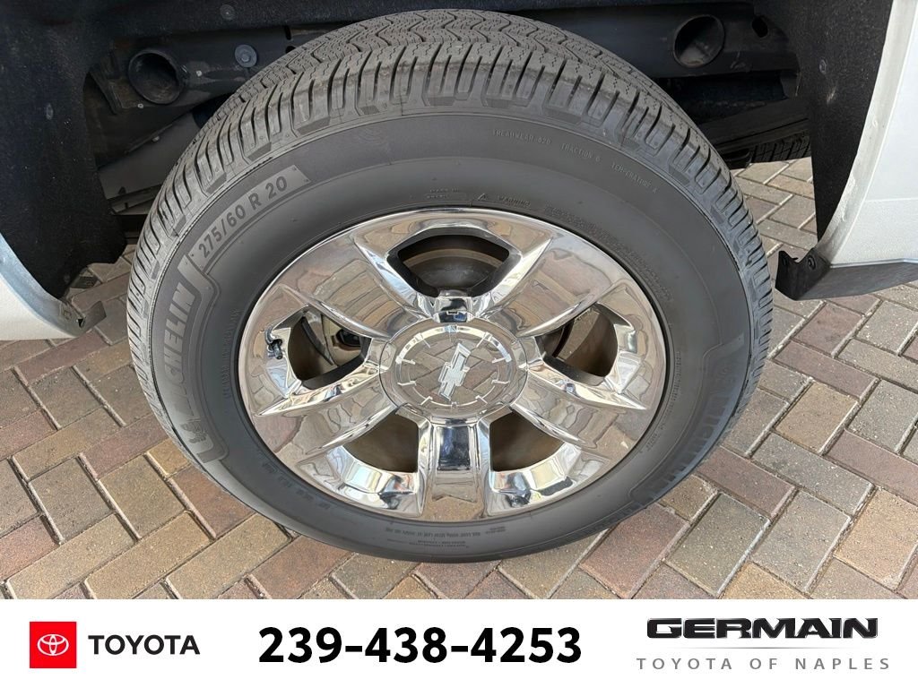 Used 2016 Silver Chevrolet LT image 12