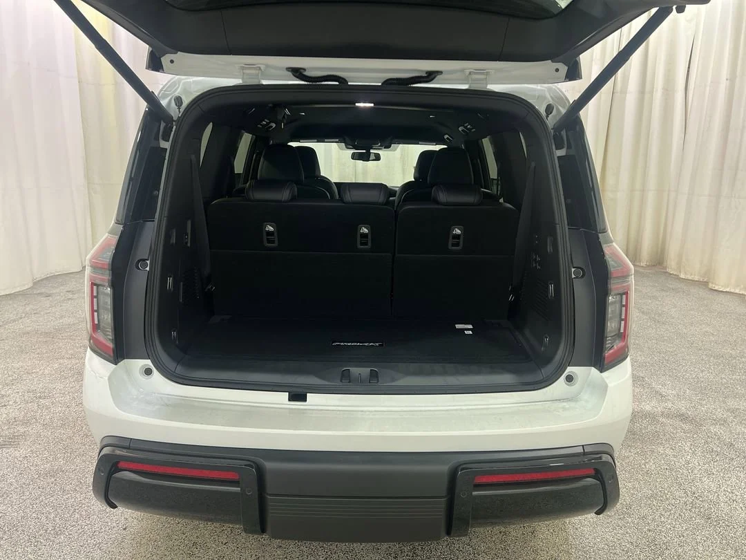 2026 Nissan Armada PRO-4X - Photo 16