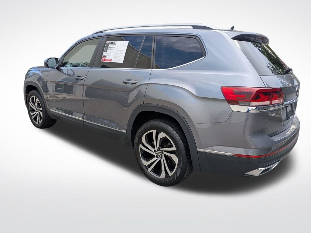 Certified Used 2022  Volkswagen 2.0T SEL image 5