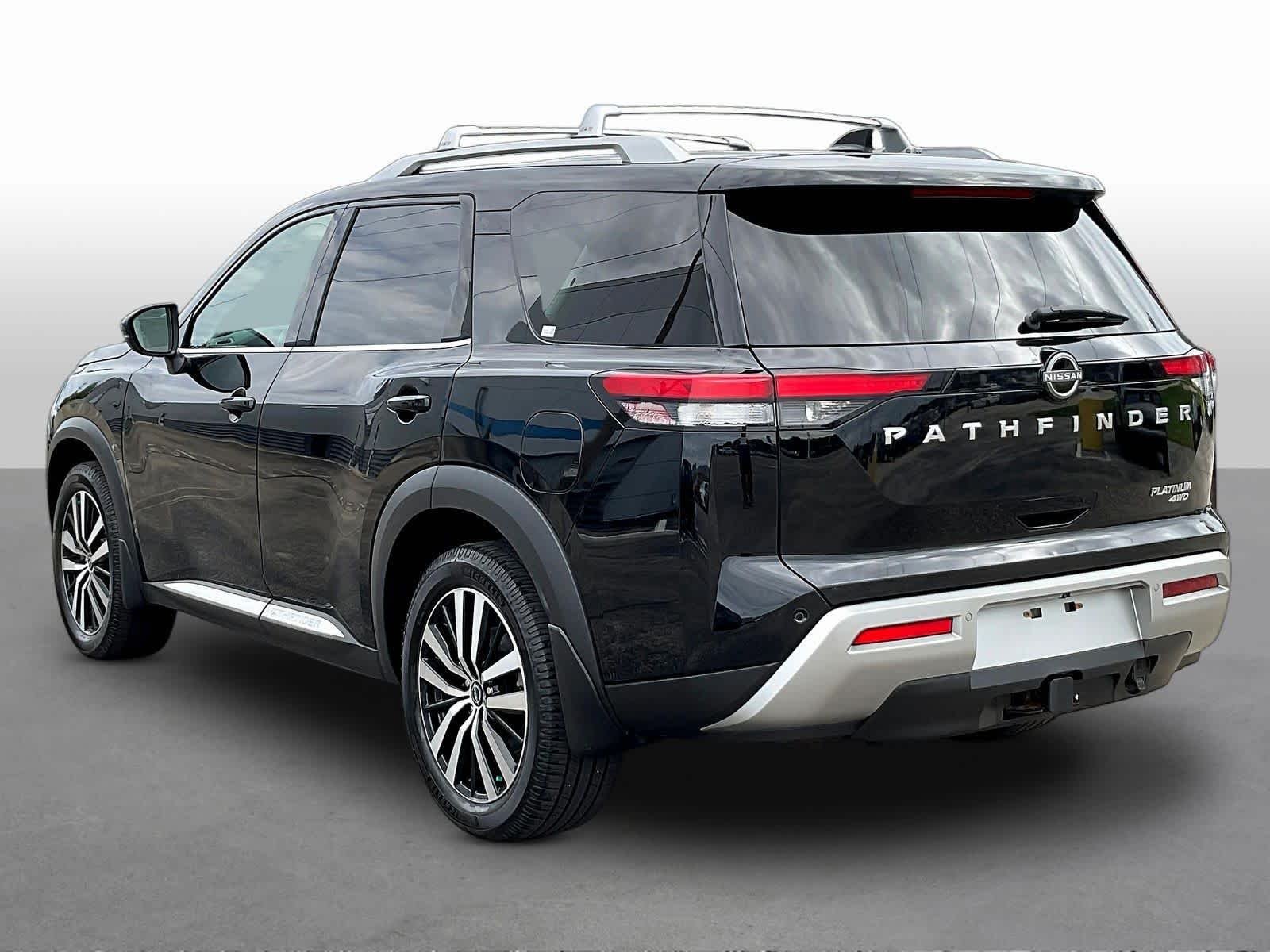 2023 Nissan Pathfinder Platinum - Photo 5