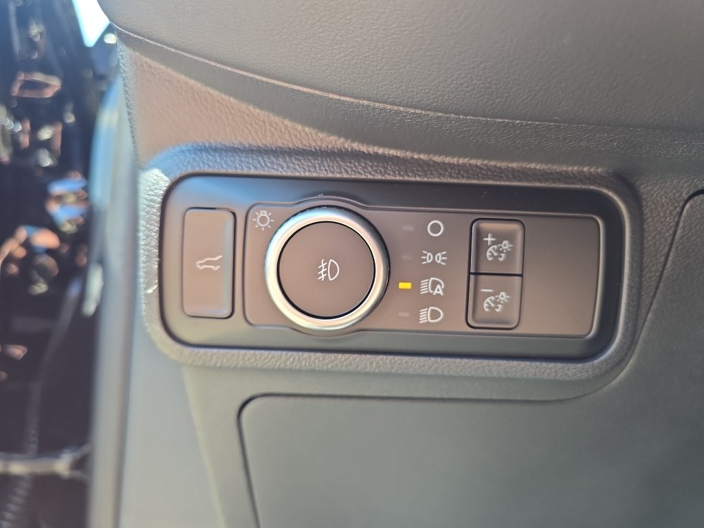New 2026 Agate Black Metallic Ford Tremor® image 14