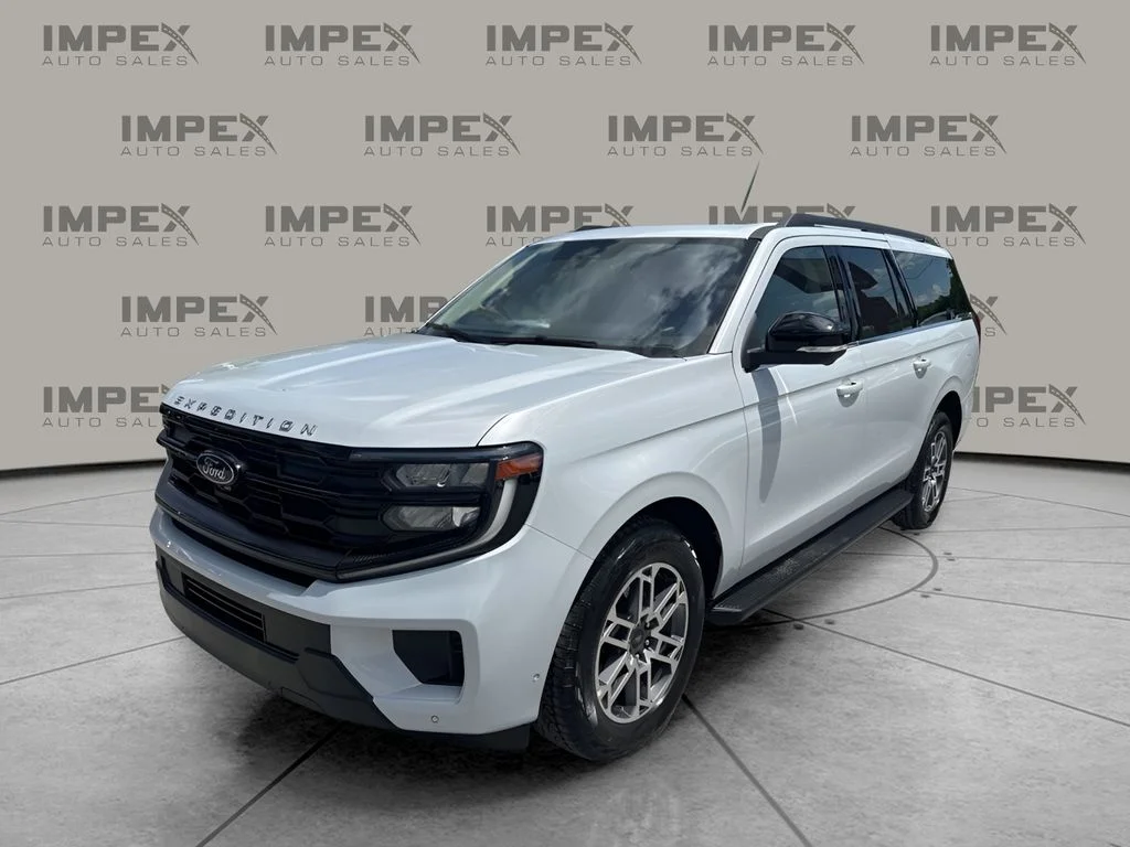 Used 2025 Silver Ford Active image 1