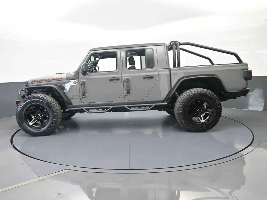 Used 2022 Sting-Gray Clearcoat Jeep Rubicon image 3