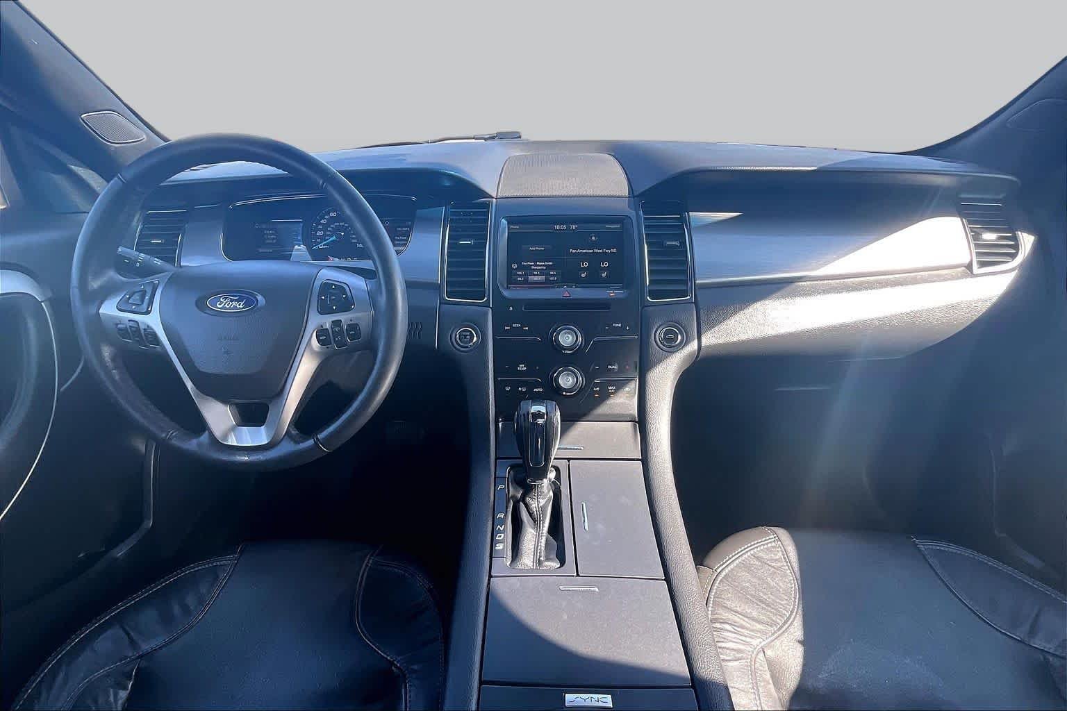 Used 2015 Magnetic Metallic Ford SEL image 16