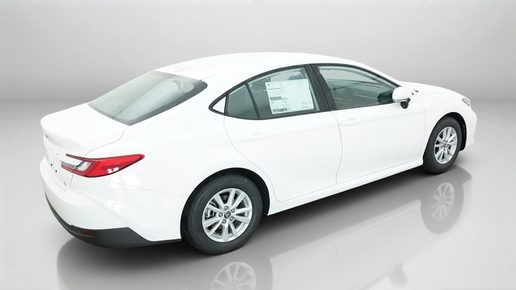 New 2026 Ice Cap Toyota LE image 9