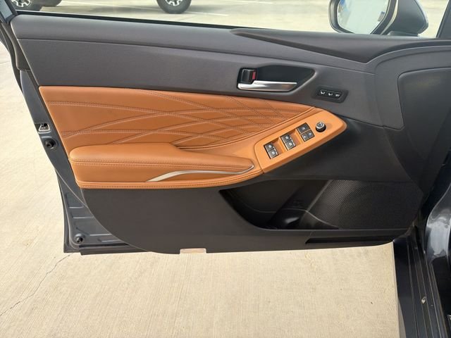 2021 Toyota Avalon Limited - Photo 9