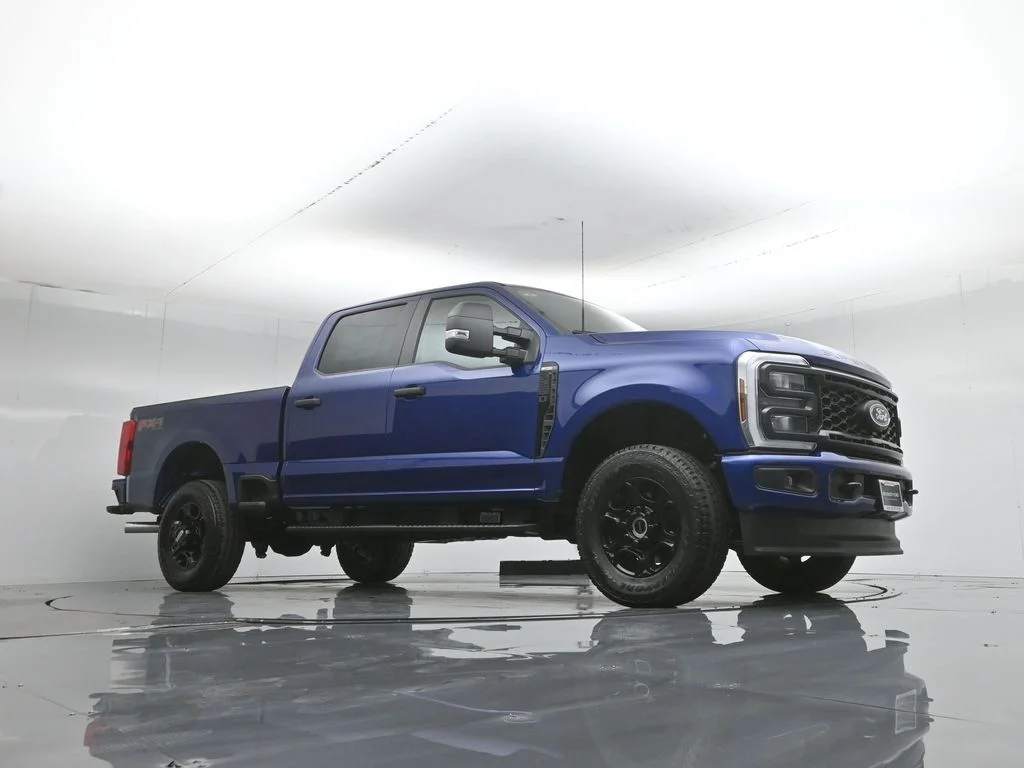 New 2026 Argon Blue Metallic Ford XL image 3