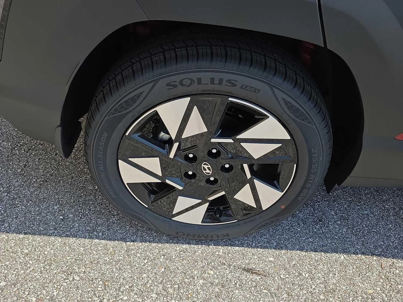 2025 Hyundai Kona SEL Convenience - Photo 7