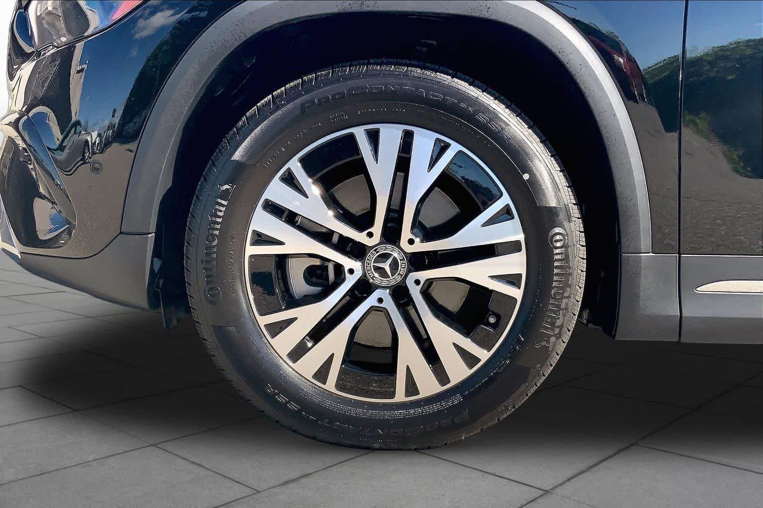 New 2026 Night Black Mercedes-Benz GLA 250 image 11