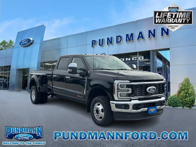 2027 Ford Super Duty F-350® Lariat®