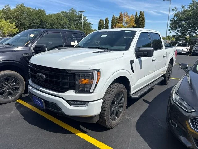 Used 2023 White Ford XLT image 2