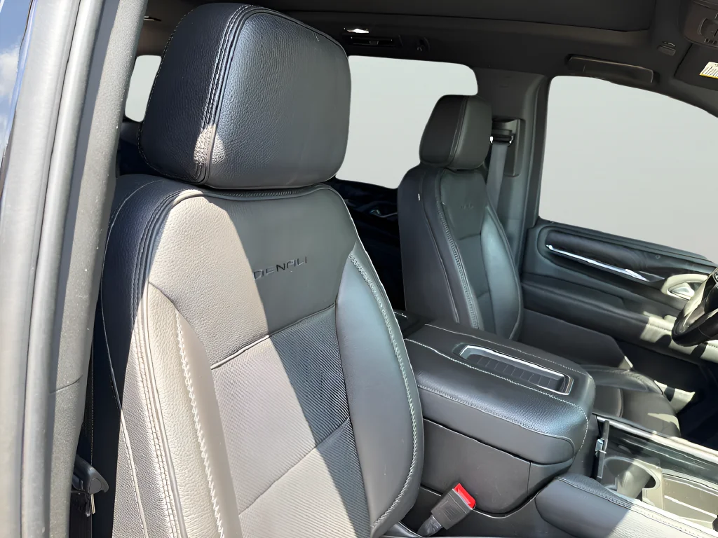 Used 2023 Black GMC Denali image 39