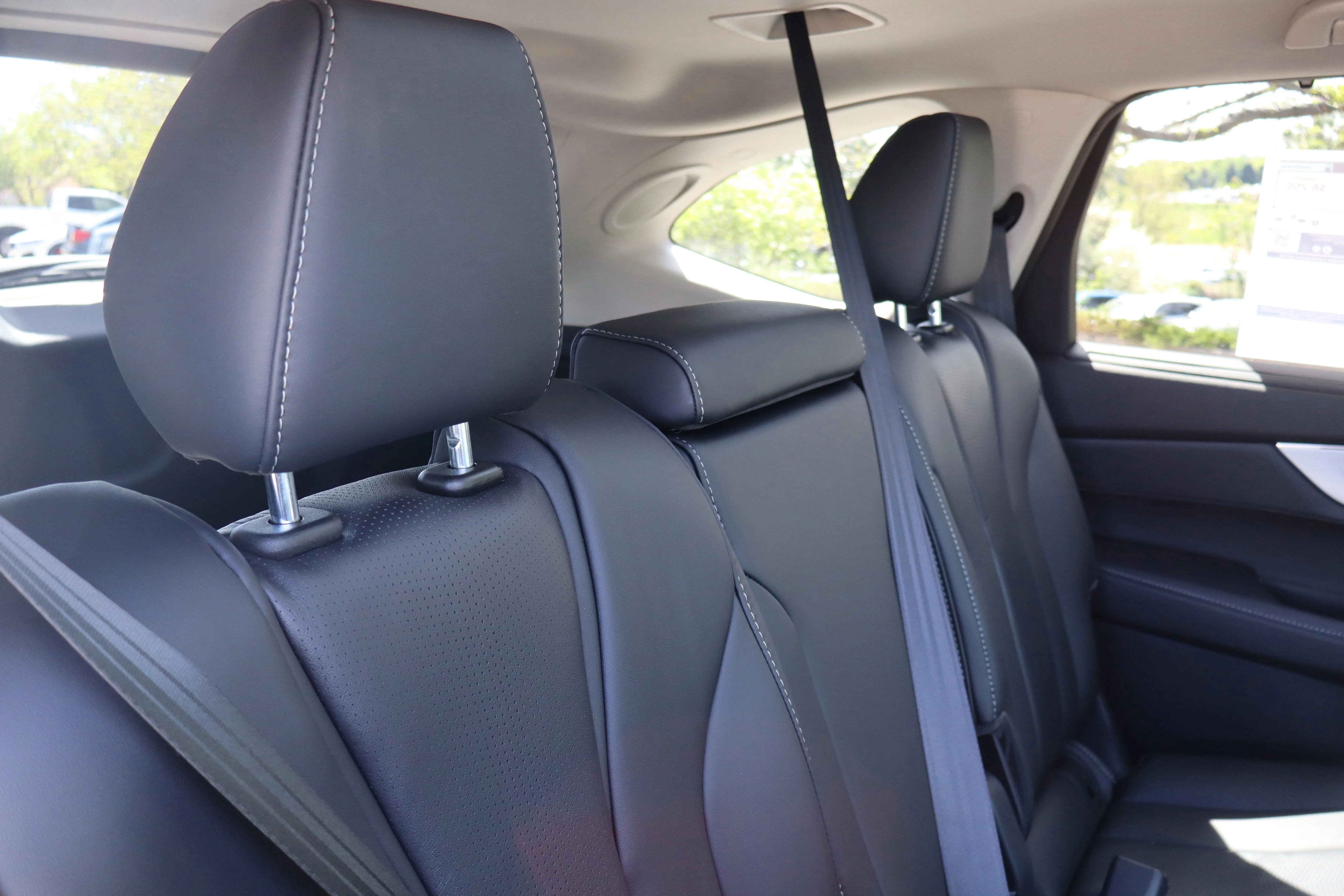 New 2026 Liquid Carbon Metallic Acura w/Technology Package image 30