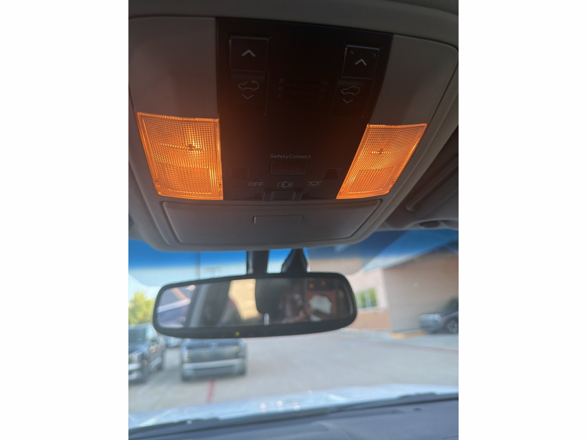 Used 2018 Starfire Pearl Lexus Premium image 13