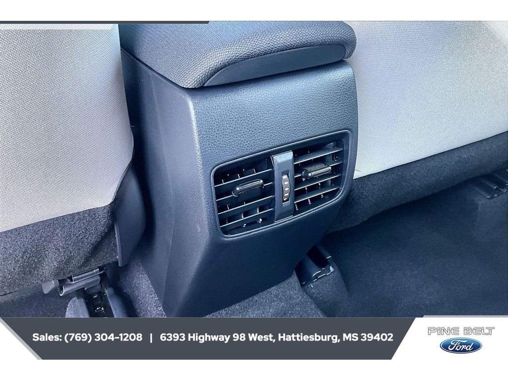Used 2026 Sonic Silver Toyota L image 25