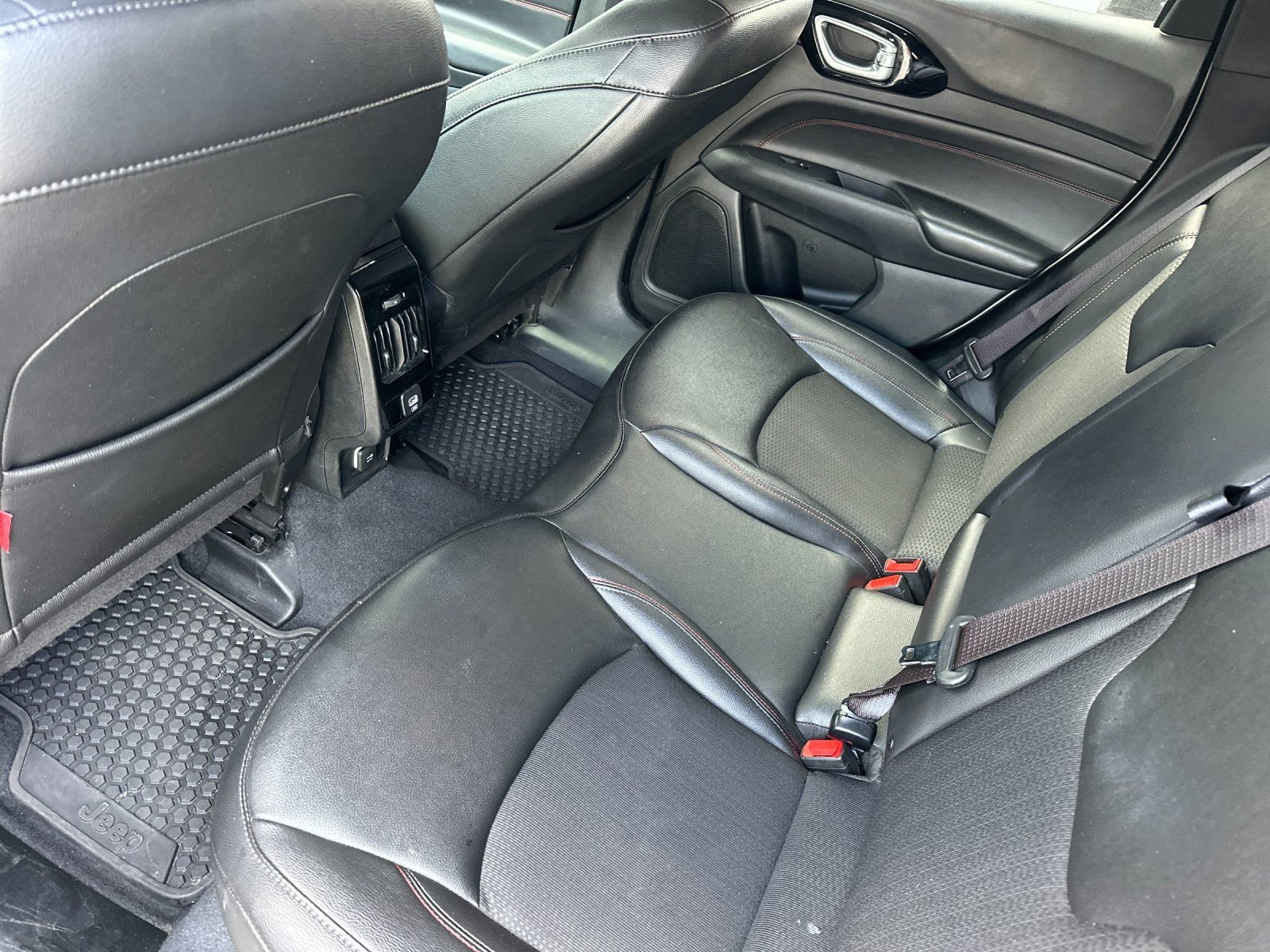 Used 2025 Silver Jeep Trailhawk image 11