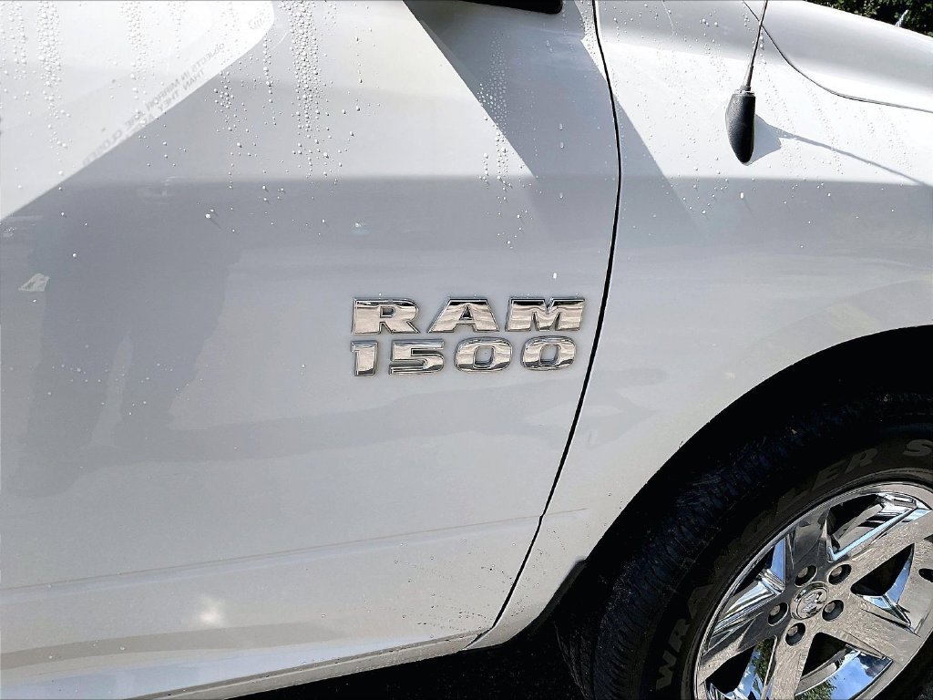Used 2018 White Ram Express image 27