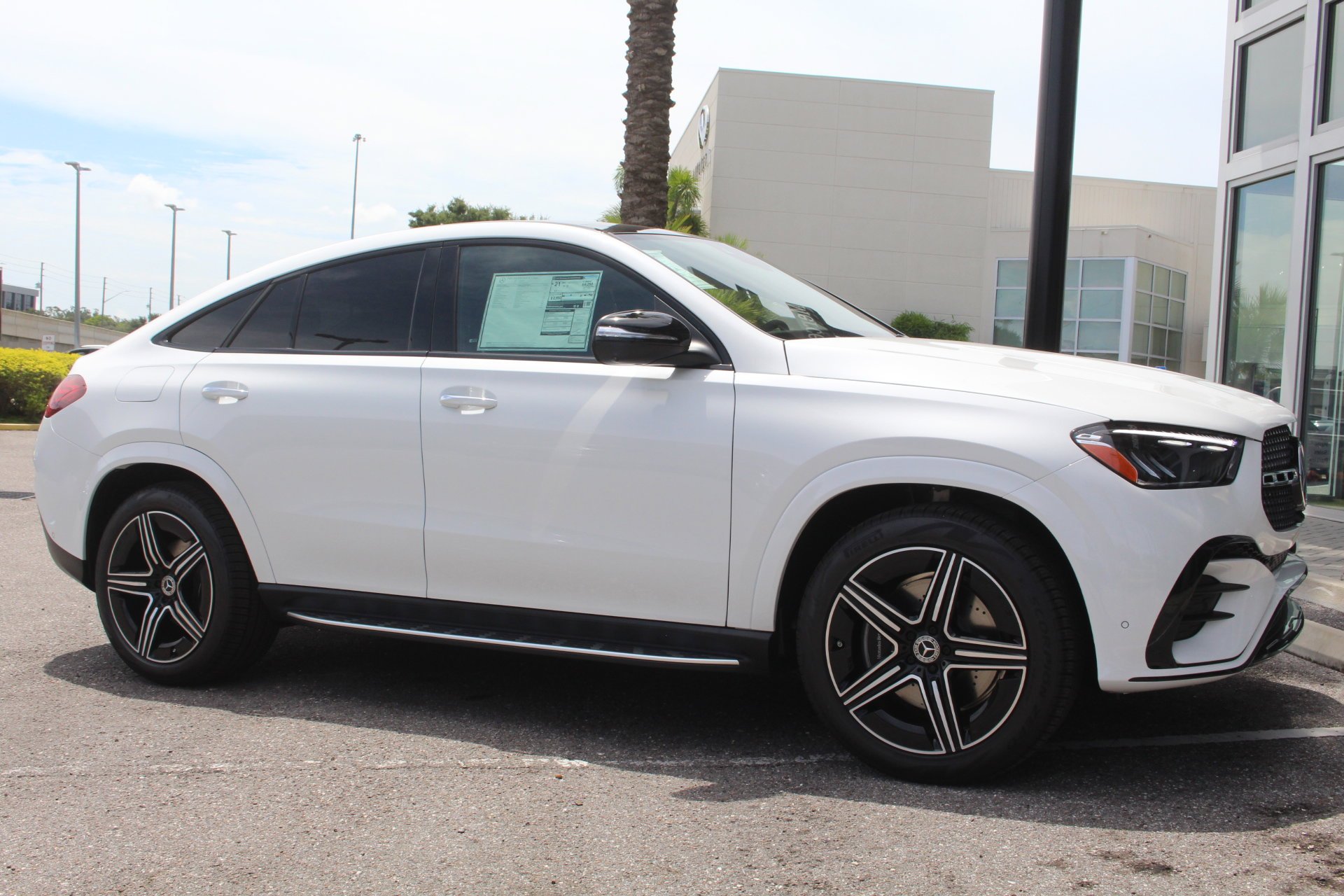 New 2026 MOONLIGHT WHITE Mercedes-Benz GLE 450 image 9