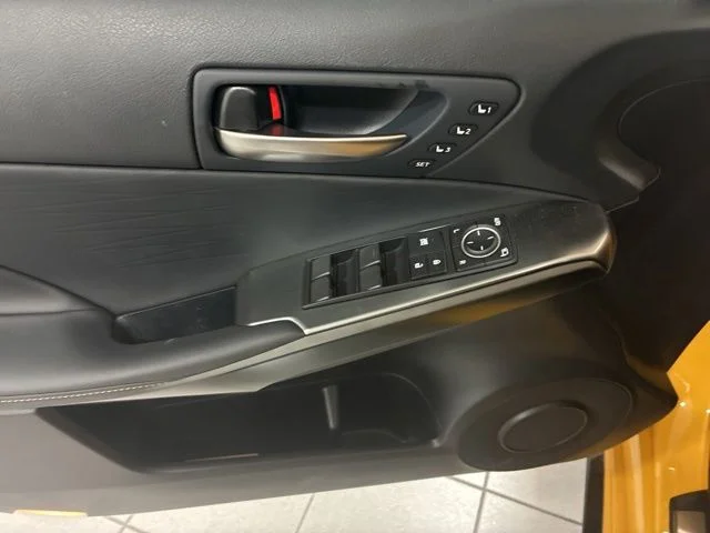 Used 2025 Black Lexus 500 F SPORT Performance image 17
