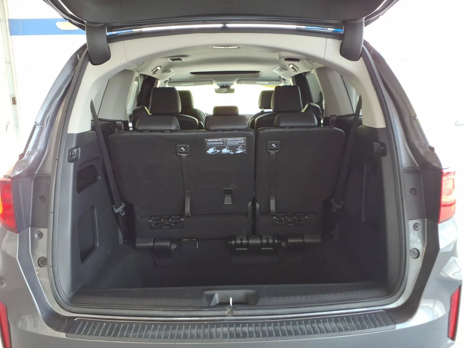 2025 Honda Odyssey EX-L - Photo 21