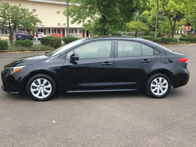 Certified Used 2024 MIDNIGHT BLACK METAL Toyota  image 3