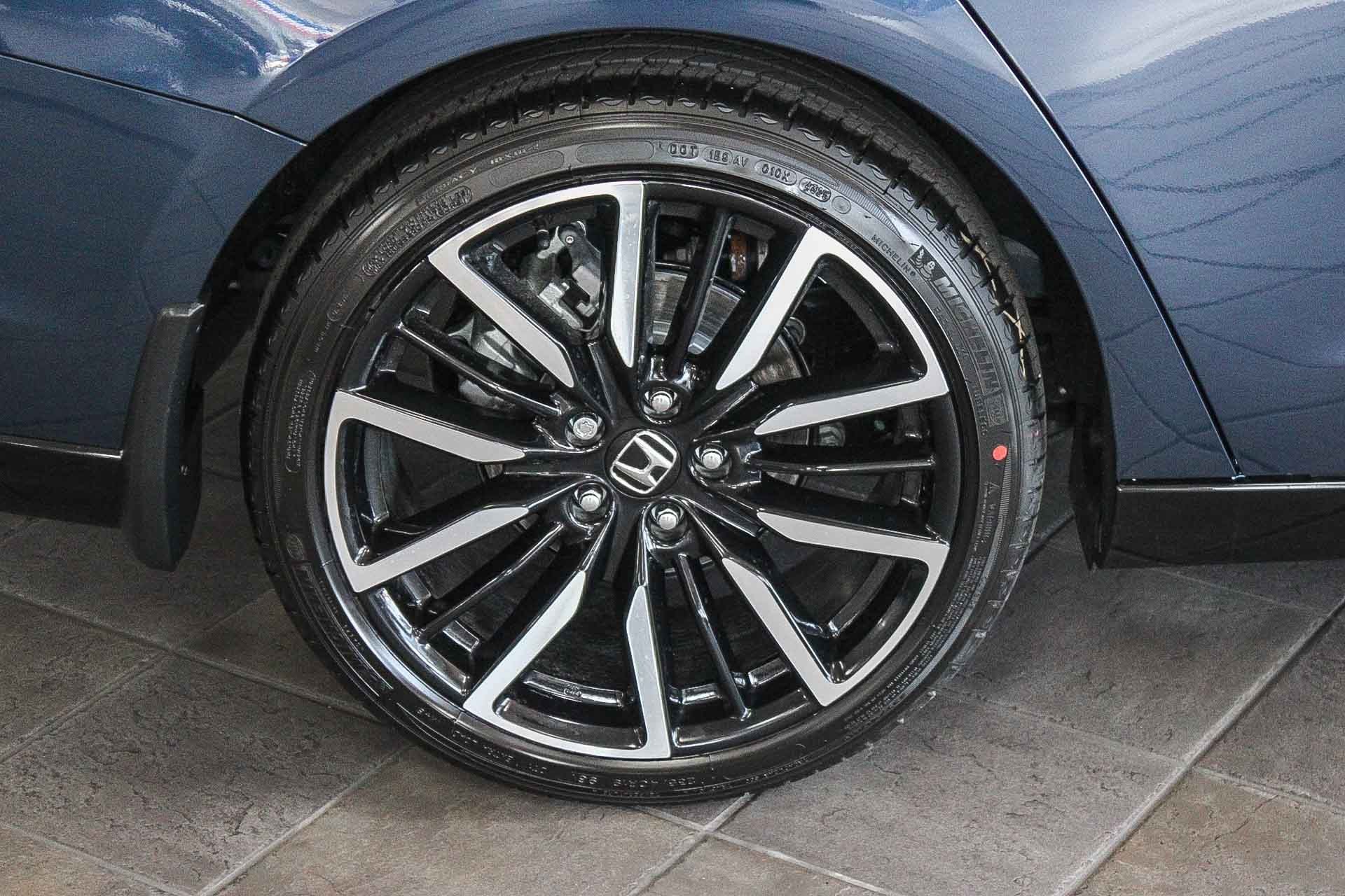 New 2026 Canyon River Blue Metallic Honda Touring image 11