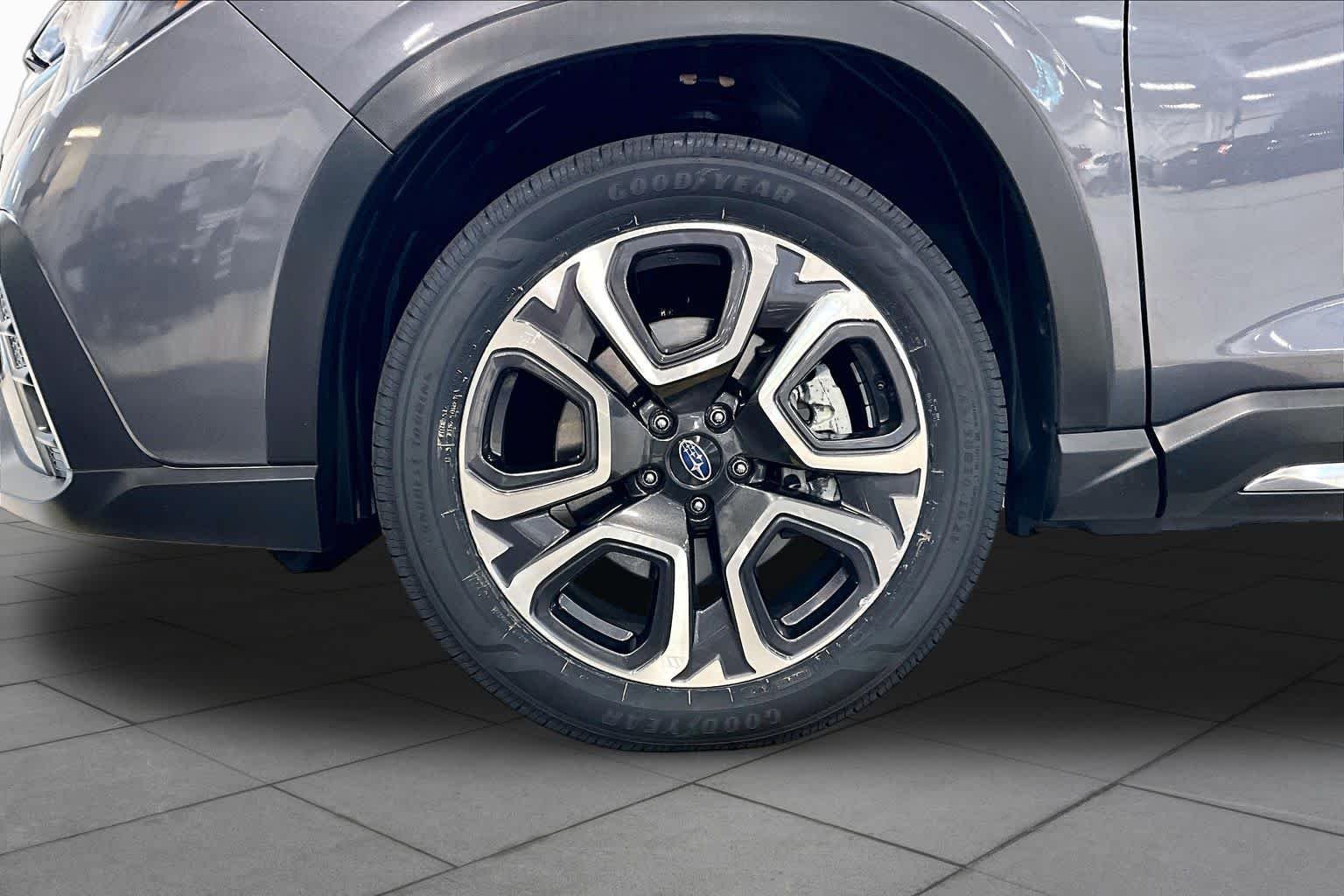 Used 2024 Magnetite Gray Metallic Subaru Touring image 10