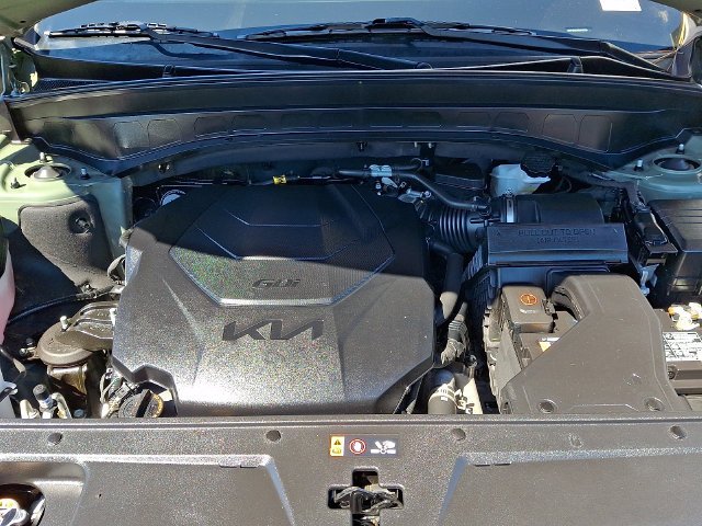 Used 2024 Green Kia EX X-Line image 32