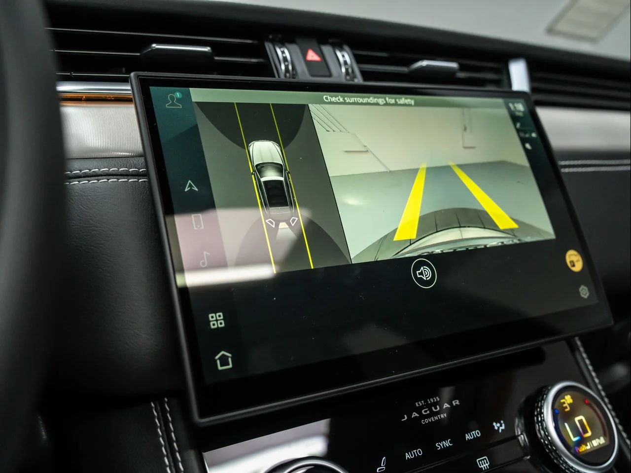 New 2025 Eiger Grey Jaguar R-Dynamic S P400 AWD Automatic image 27
