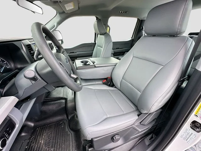 New 2026 Oxford White Ford XL image 14