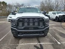 New 2026 Bright White Clear-Coat Exterior Paint RAM Tradesman image 2