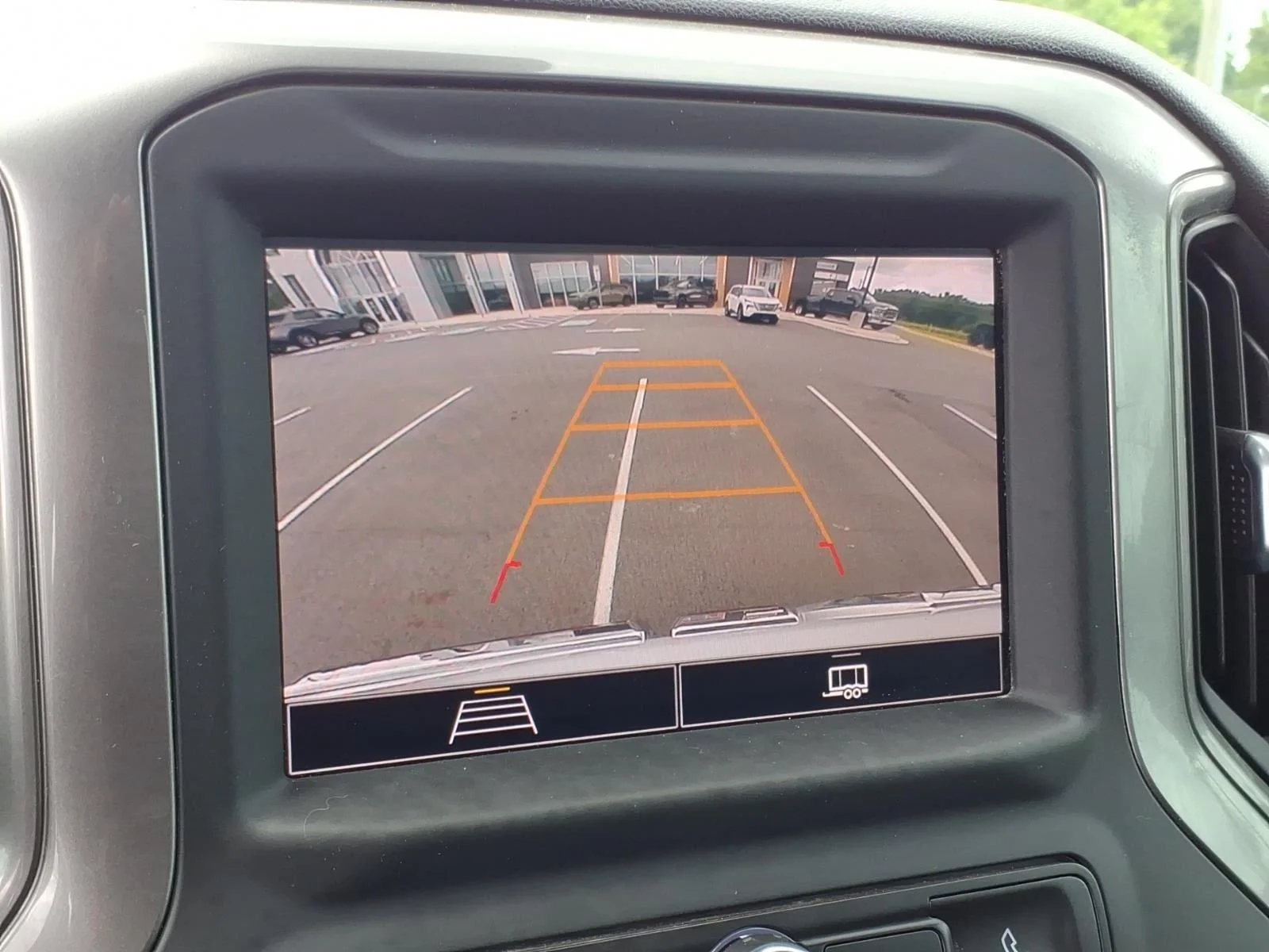Used 2024 Summit White GMC Pro image 4