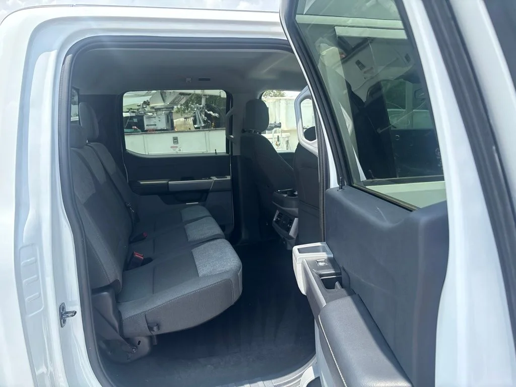 Used 2025 White Ford XLT image 12