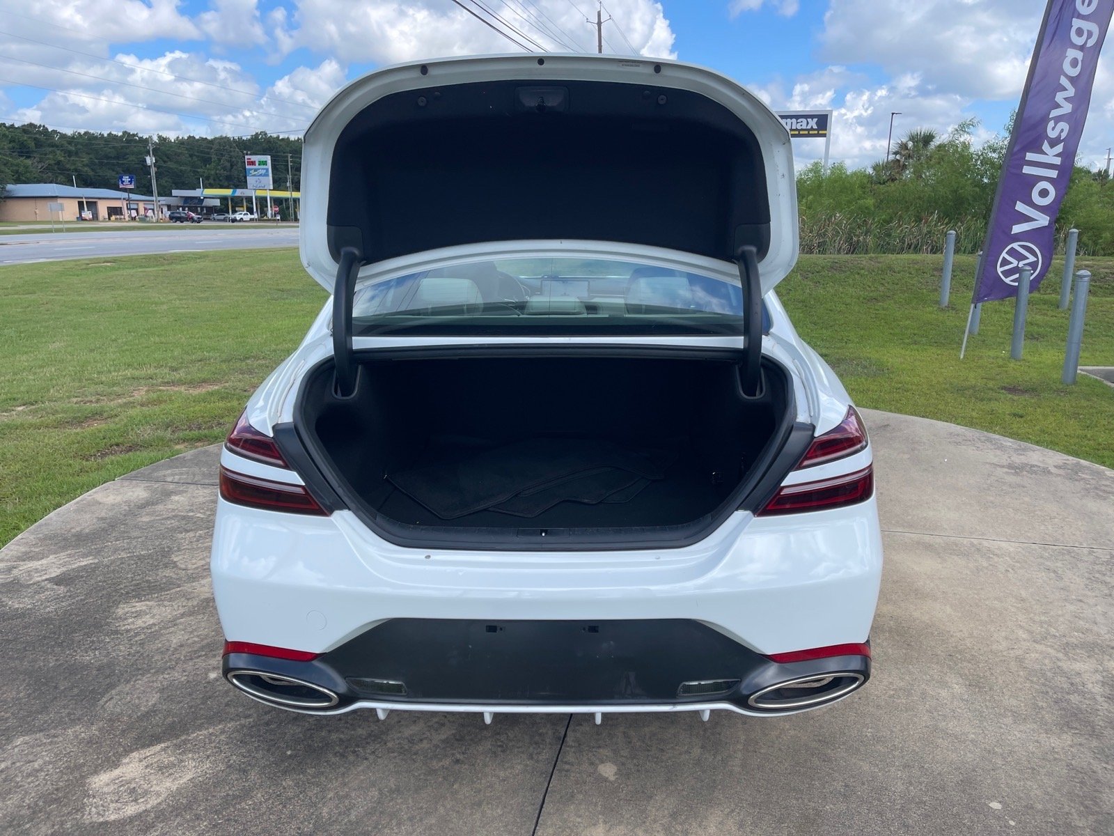 Used 2025 Alta White Genesis 2.5T Standard image 14