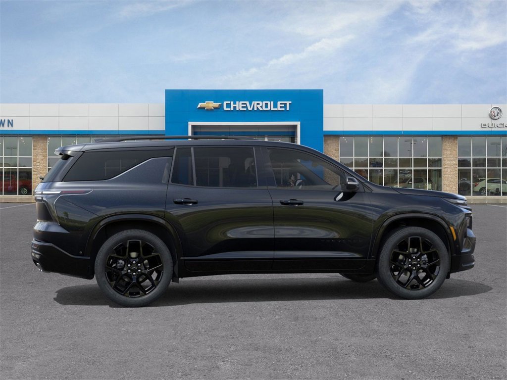 2026 Chevrolet Traverse RS photo 2