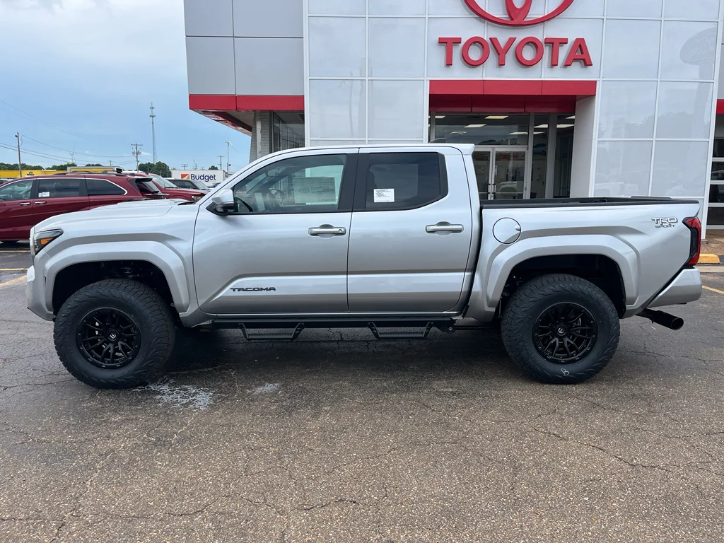 2026 Toyota Tacoma TRD Sport - Photo 20