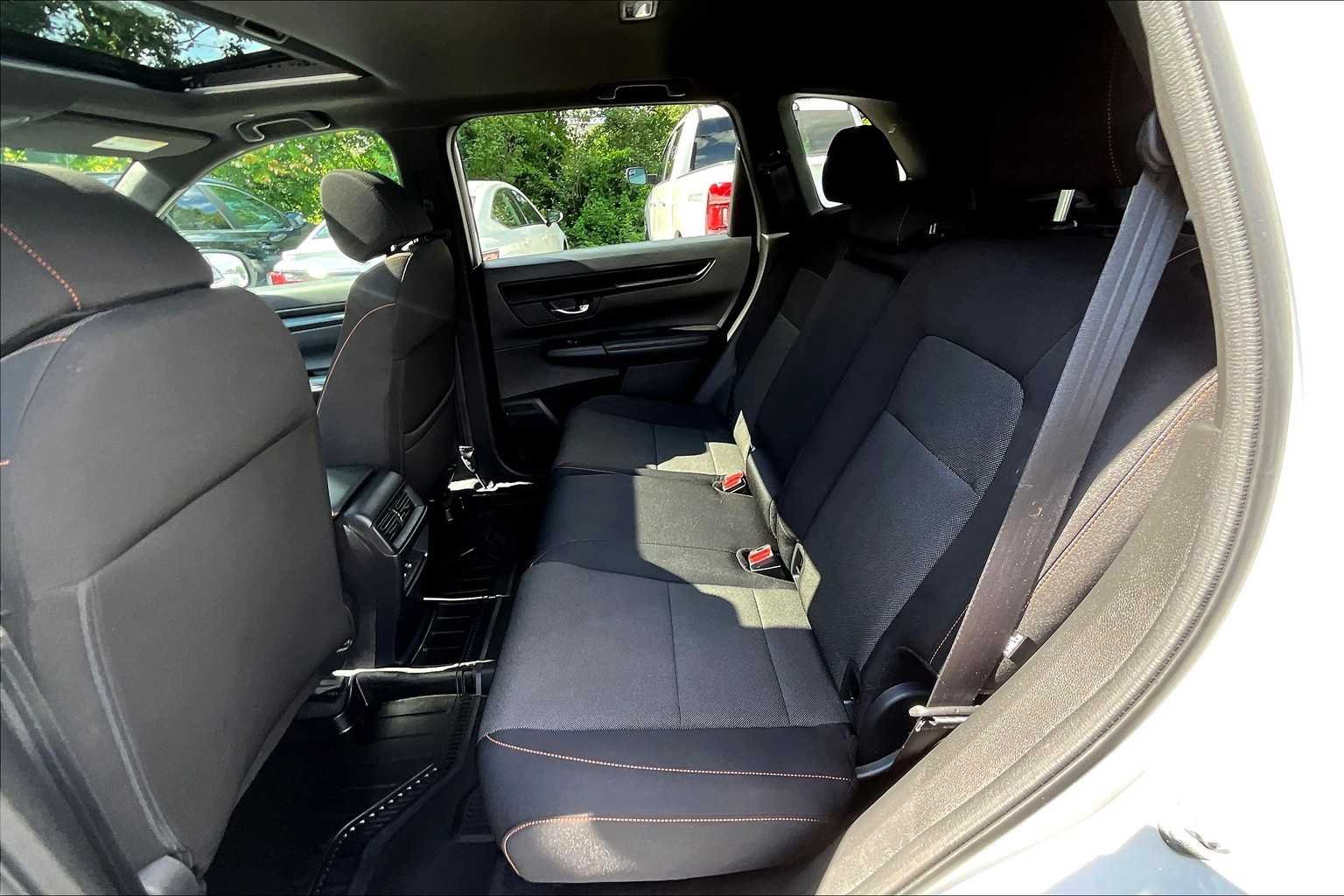 Used 2023 Platinum White Pearl Honda Sport image 20