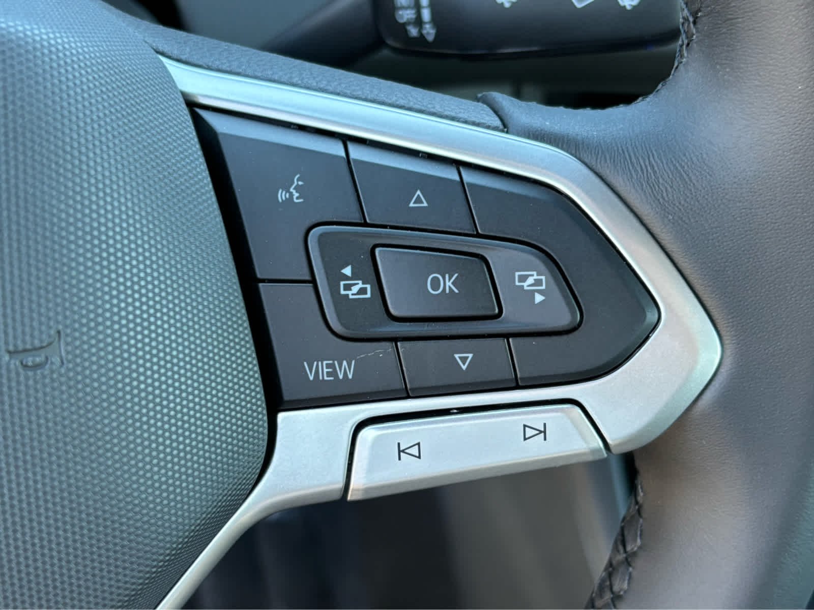 2025 Volkswagen Jetta Sport - Photo 11