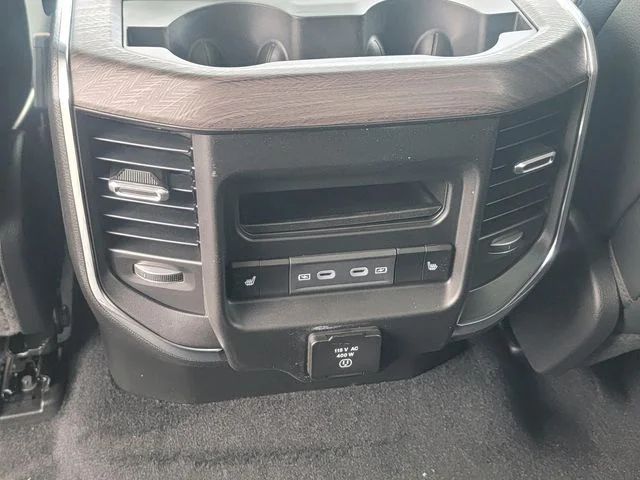 New 2026 Granite Crystal Metallic Clear-Coat Exterior Paint RAM Laramie image 27