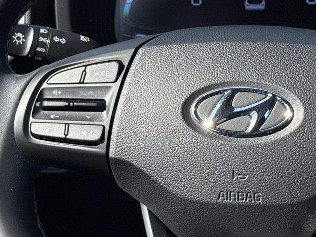 2023 Hyundai Venue Limited - Photo 21