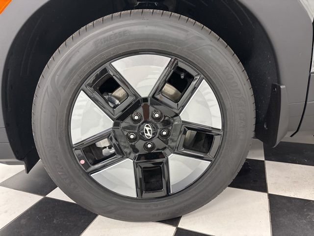 Certified Used 2026 Gray Hyundai SE image 5