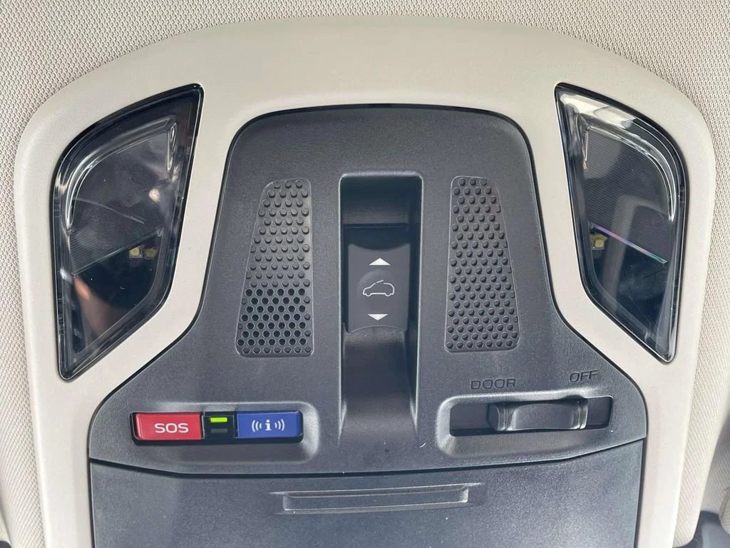 2025 Subaru Outback Limited - Photo 21