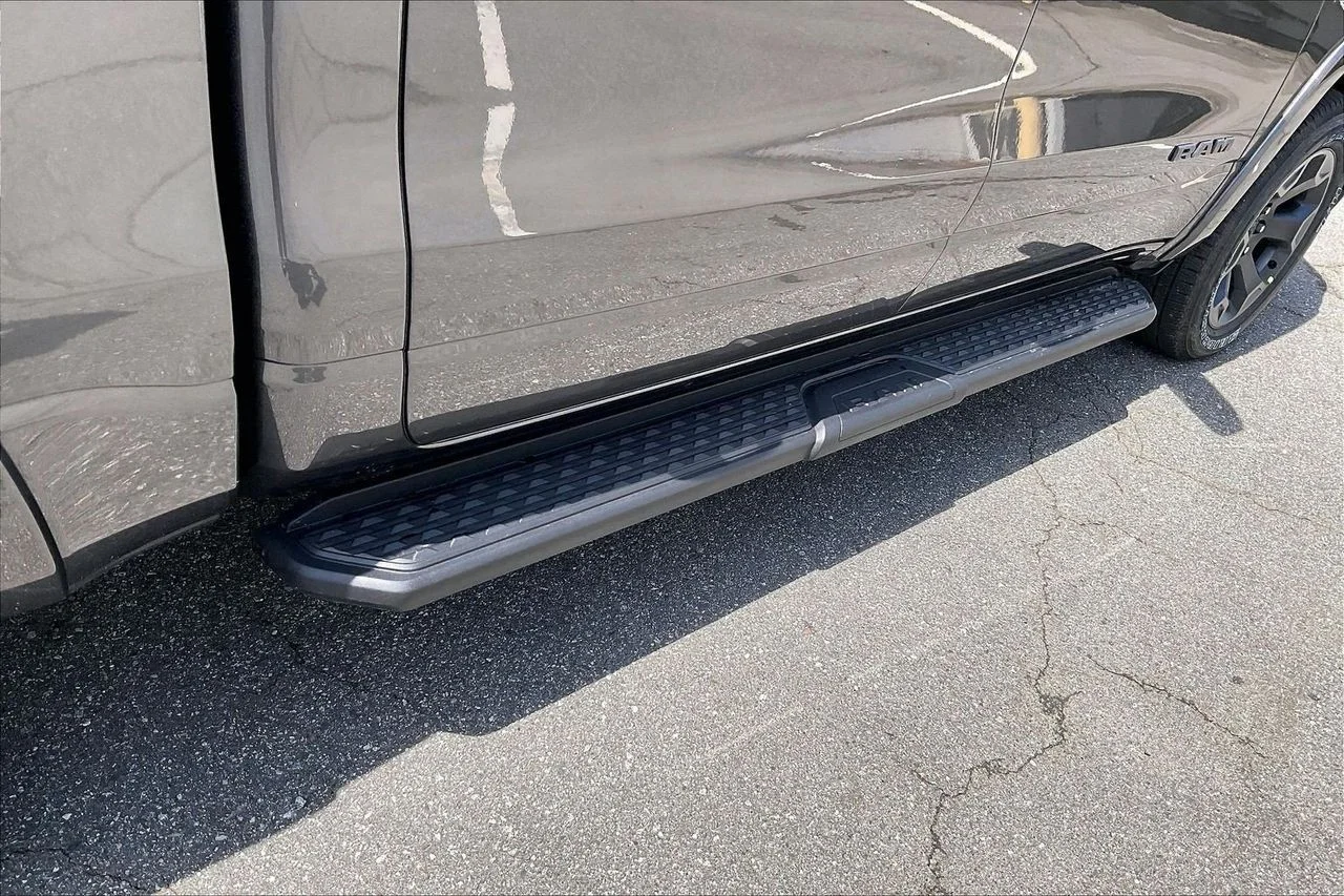 New 2026 Granite Crystal Metallic Clearcoat RAM Big Horn/Lone Star image 9