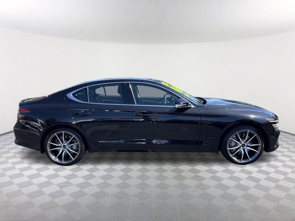 Used 2025 Black Genesis 2.5T image 4