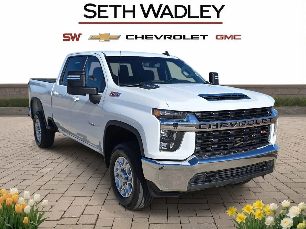 2023 Chevrolet Silverado HD LT 4WD Crew Cab Long Box's photo