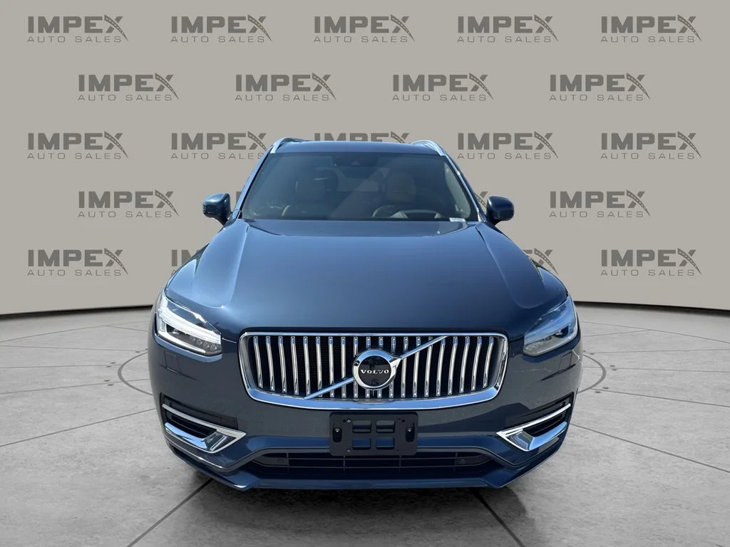 Used 2022 Blue Volvo T6 Inscription image 8