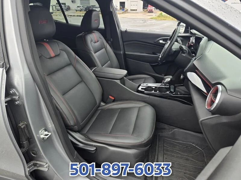 Used 2025 SILVER CHEVROLET FWD 4DR 2RS image 19