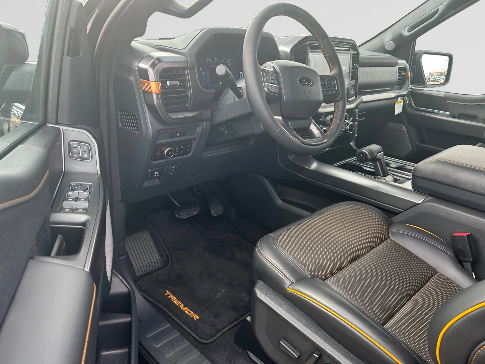New 2026 Agate Black Metallic Ford Tremor image 13