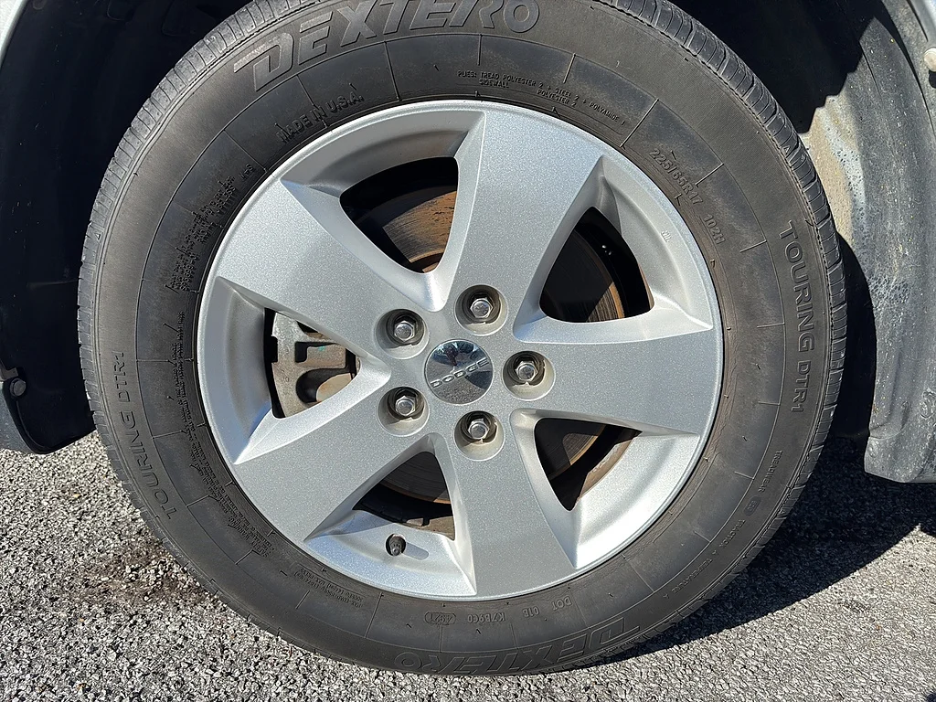 Used 2012 Bright Silver Metallic Clear Coat Dodge  image 9